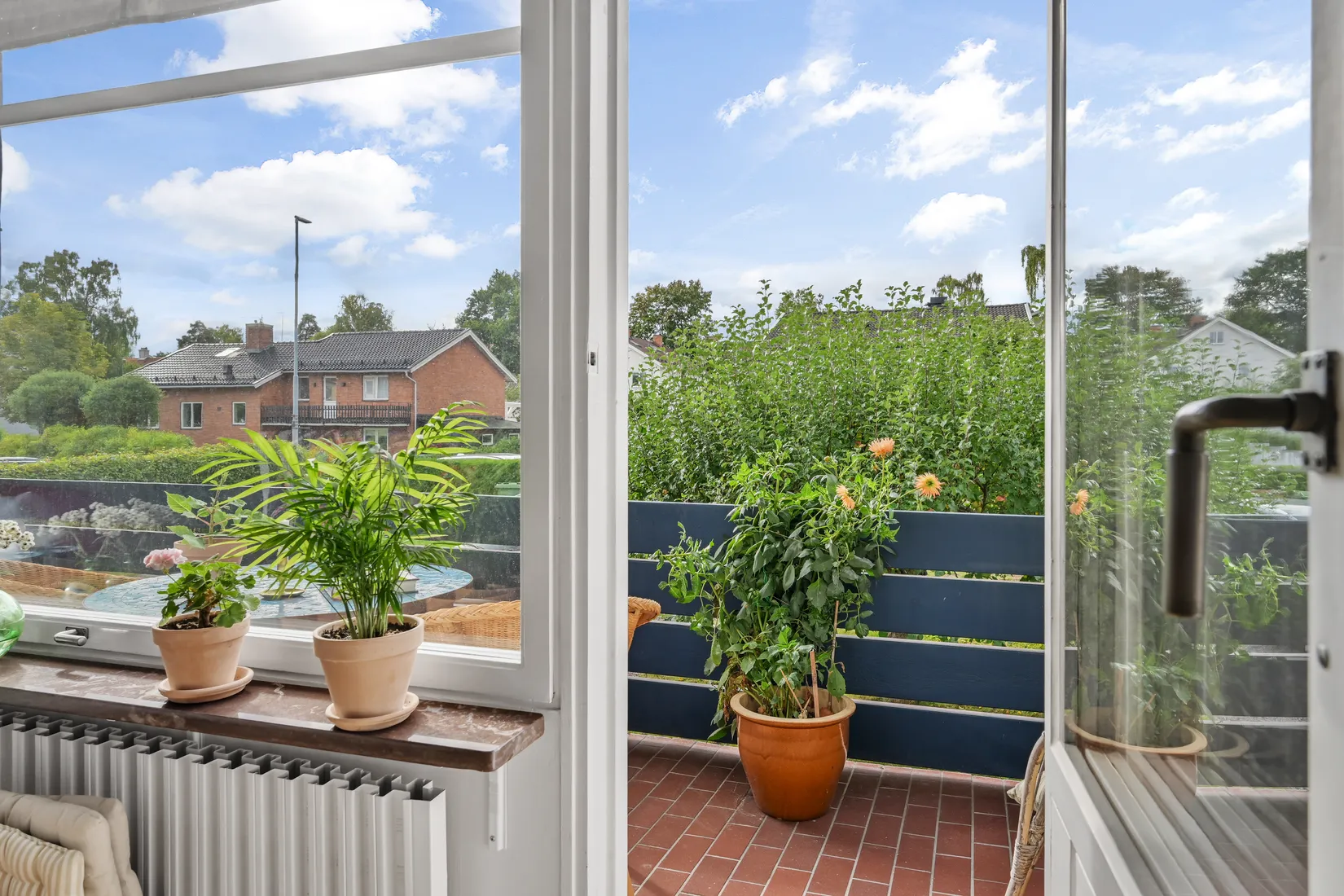 Radhus, Lövåsvägen 28, Helenelund, Sollentuna