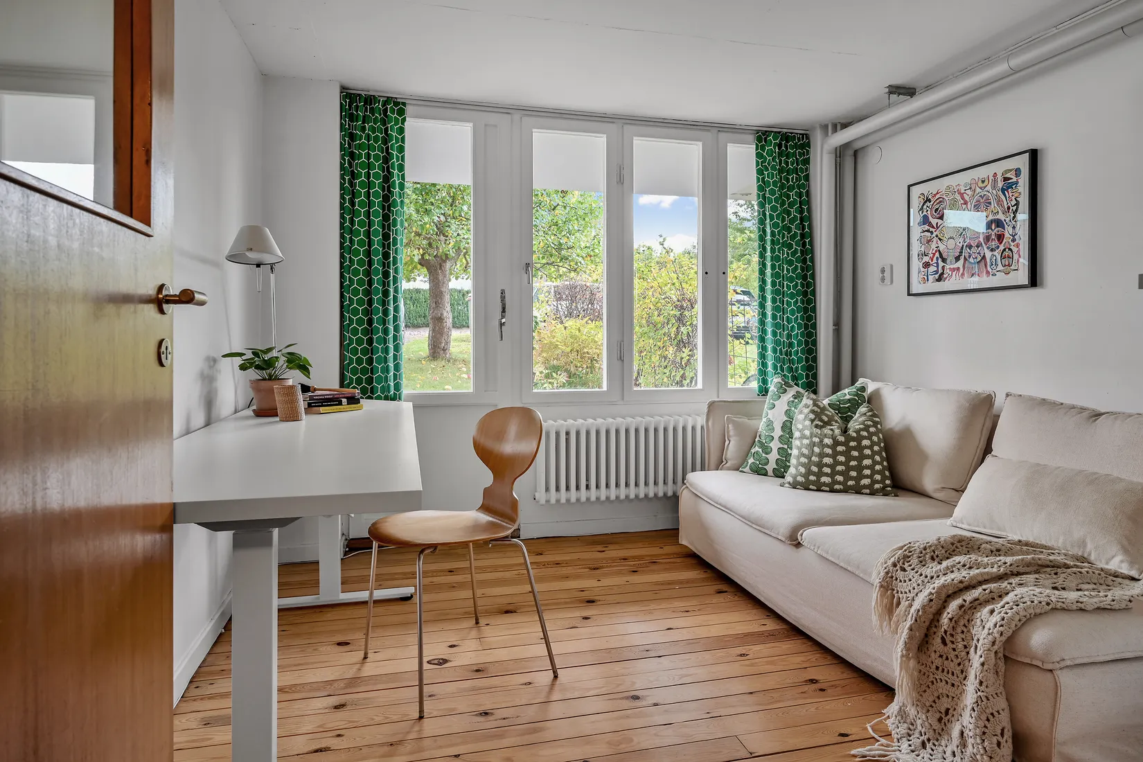 Radhus, Lövåsvägen 28, Helenelund, Sollentuna