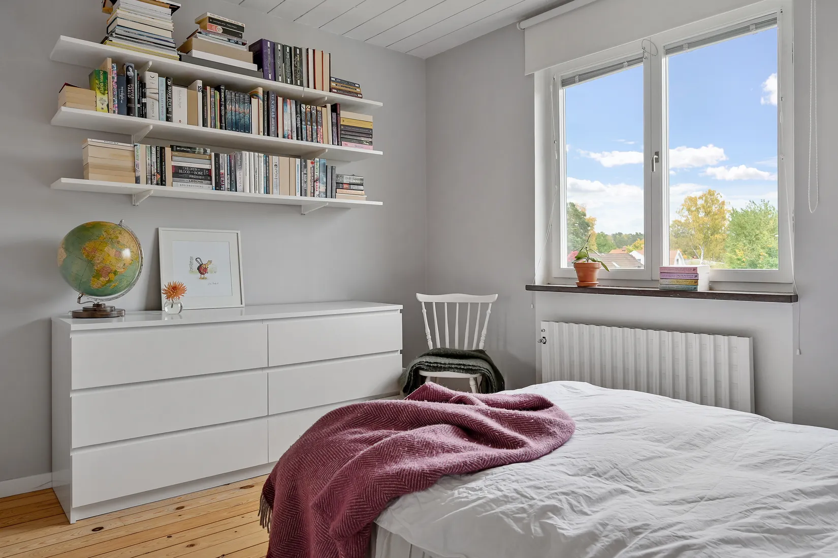 Radhus, Lövåsvägen 28, Helenelund, Sollentuna