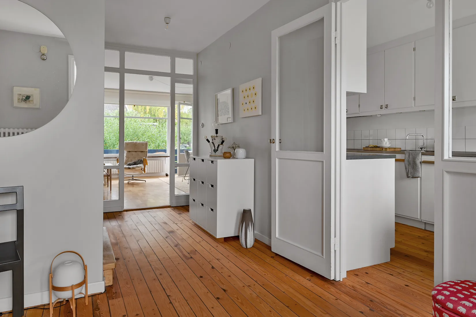 Radhus, Lövåsvägen 28, Helenelund, Sollentuna