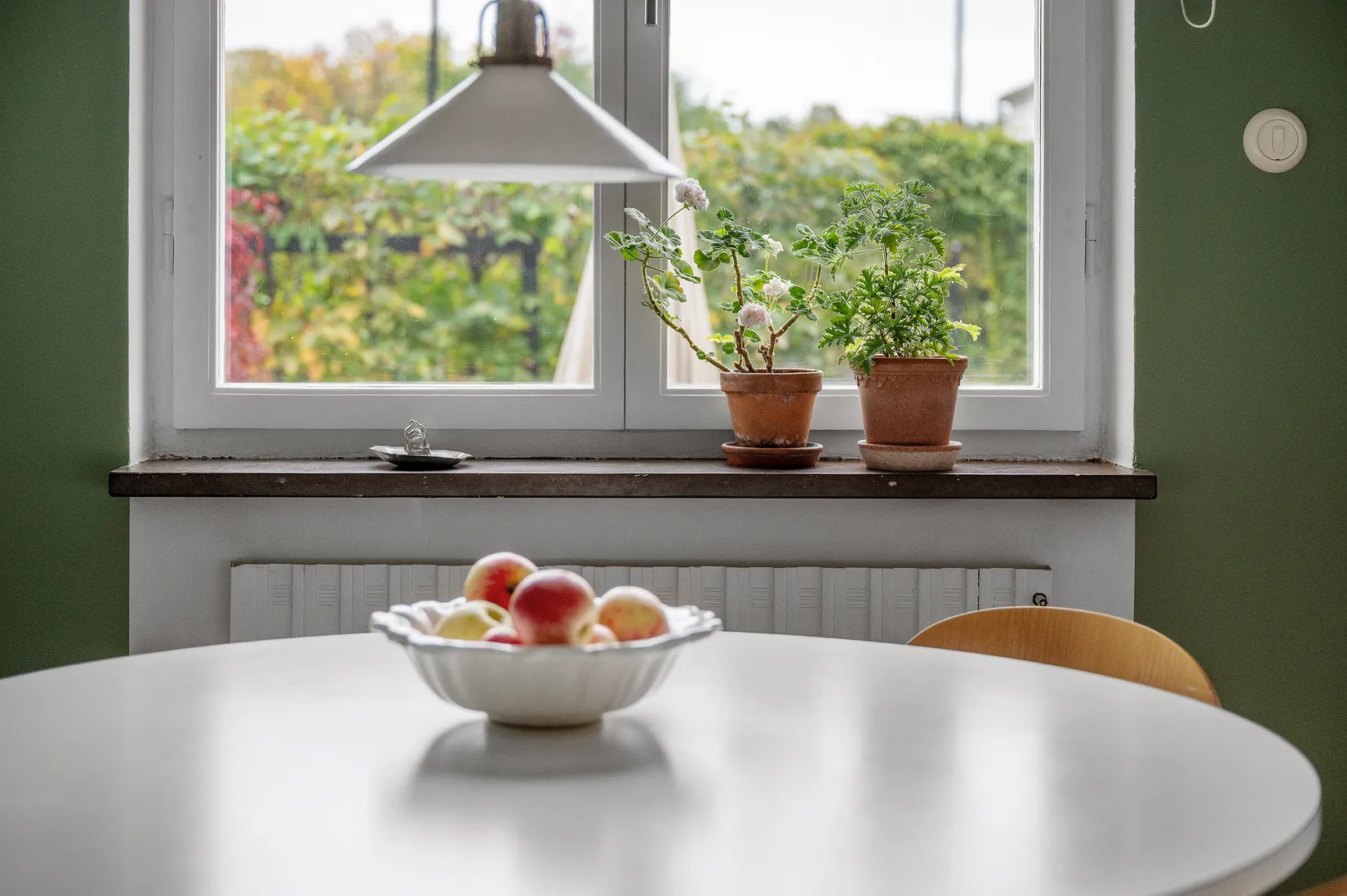 Radhus, Lövåsvägen 28, Helenelund, Sollentuna
