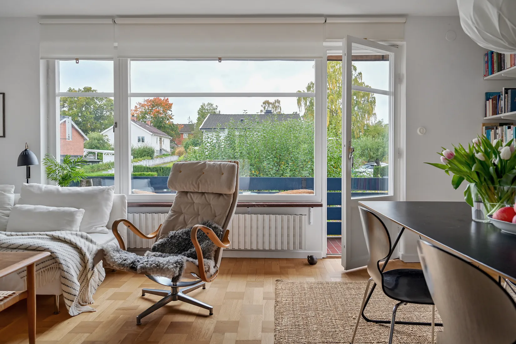 Radhus, Lövåsvägen 28, Helenelund, Sollentuna