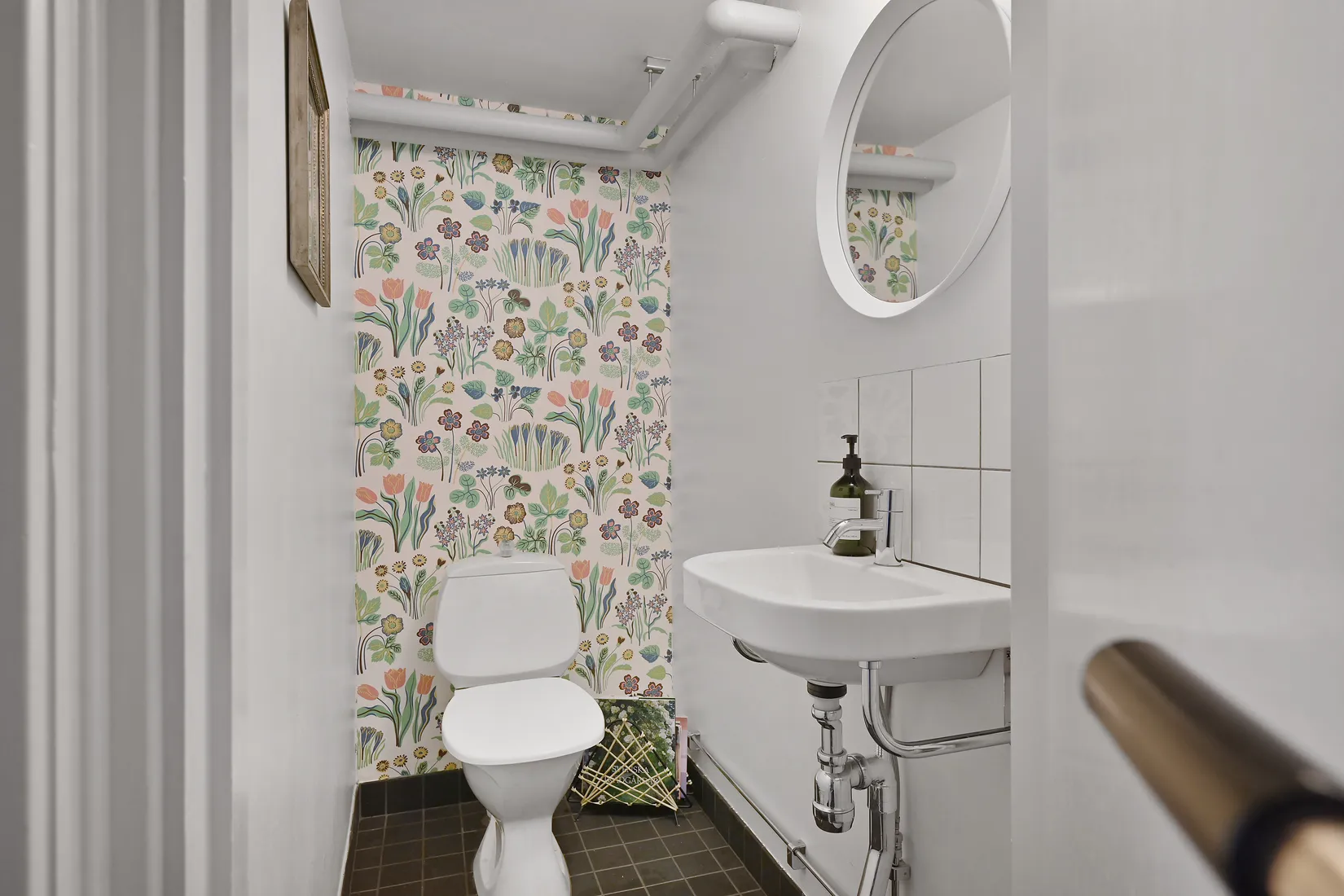 Radhus, Lövåsvägen 28, Helenelund, Sollentuna