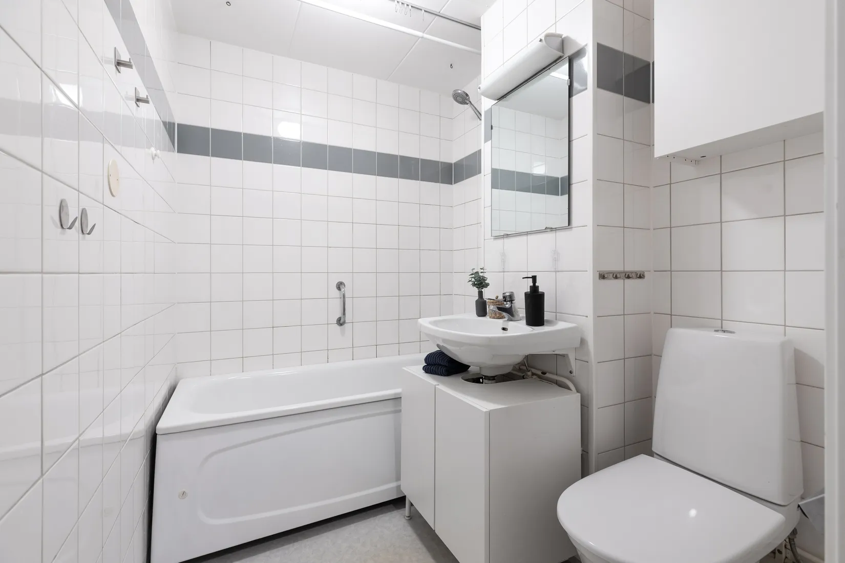 Bostadsrätt, Mjölnerbacken  64, Rissne, Sundbyberg