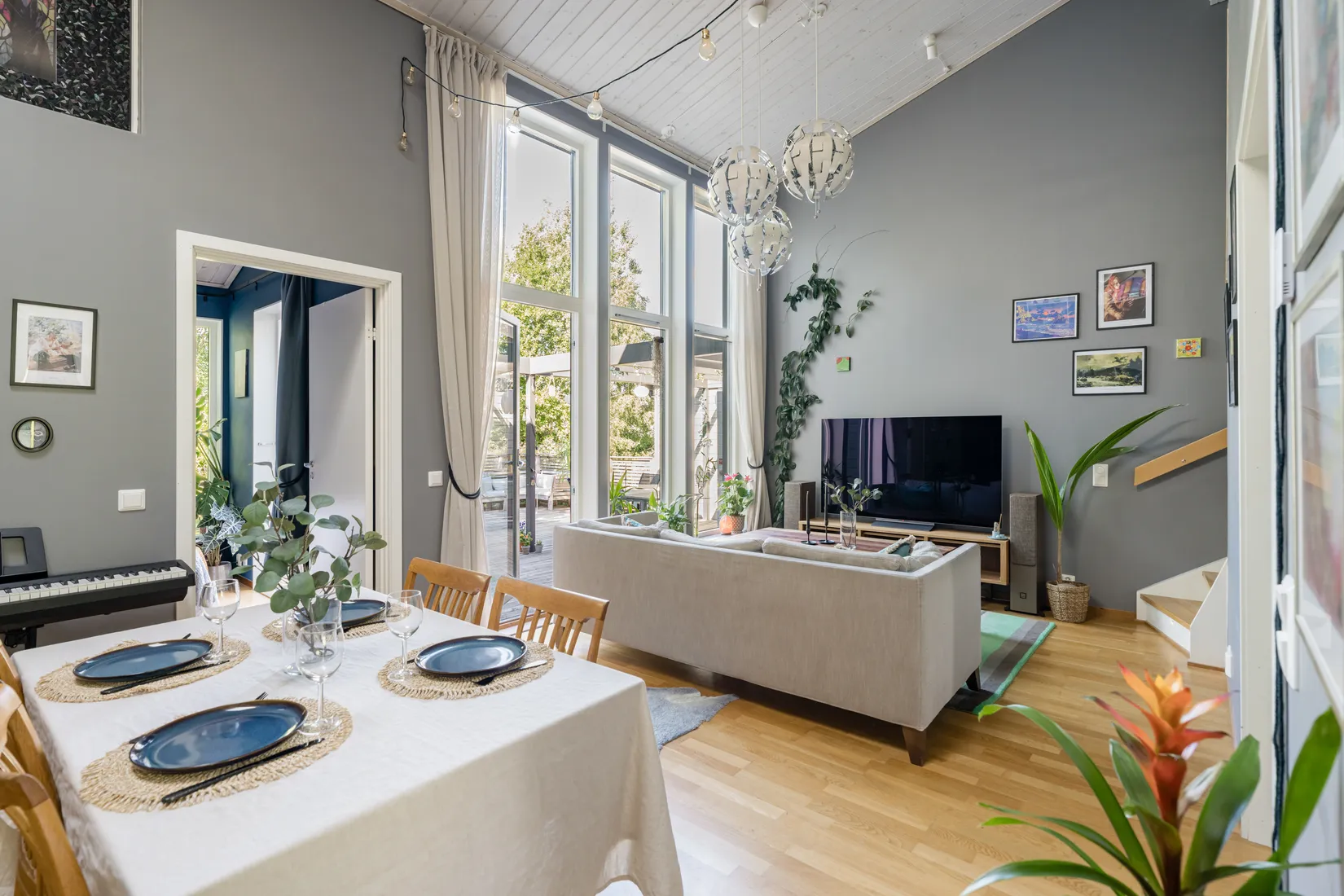 Radhus, Trollskogsvägen 12, Västra Balingsnäs, Huddinge