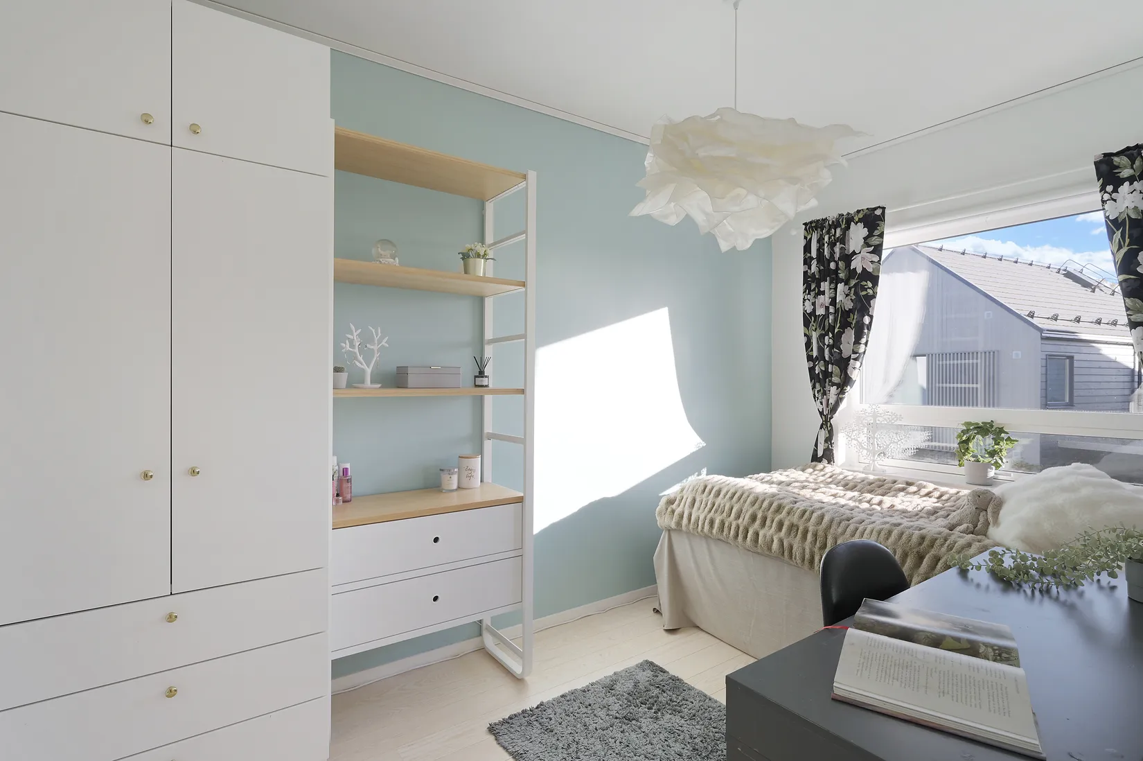 Radhus, Stuterivägen 37, Vattmyra, Järfälla