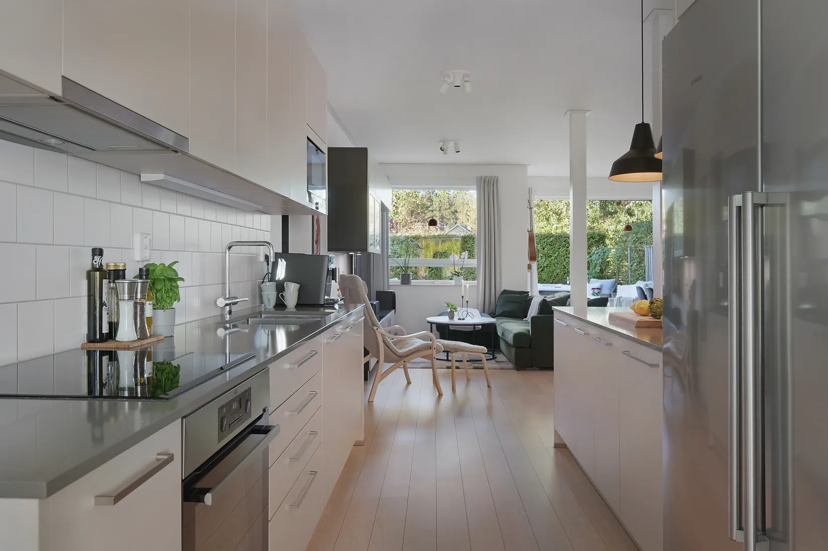 Radhus, Stuterivägen 37, Vattmyra, Järfälla