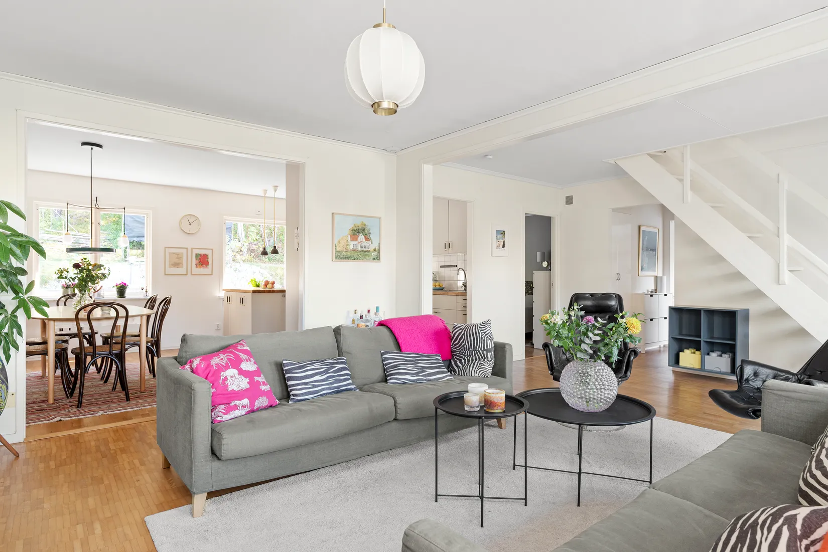 Radhus, Lievägen 4, Ella Gård, Täby