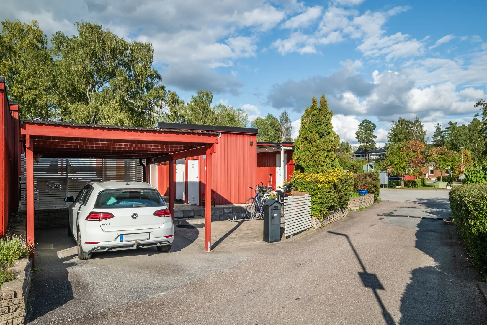 Radhus, Diskusgränd 4, Viksjö, Järfälla