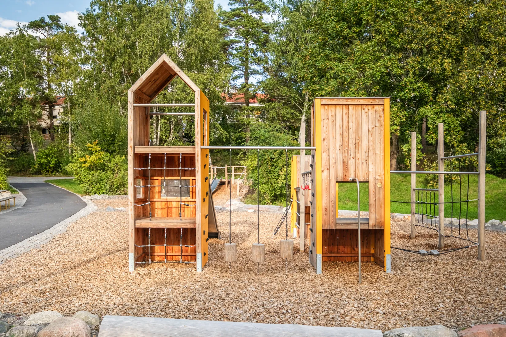 Radhus, Diskusgränd 4, Viksjö, Järfälla