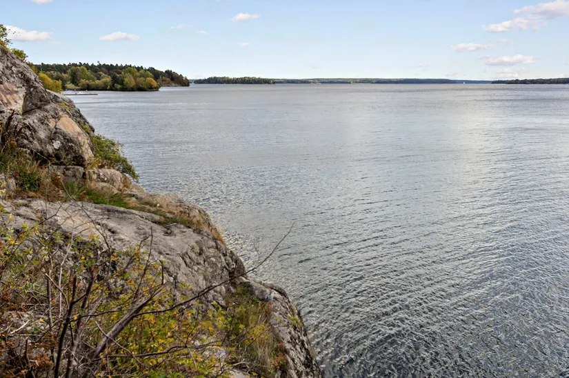 Radhus, Diskusgränd 4, Viksjö, Järfälla