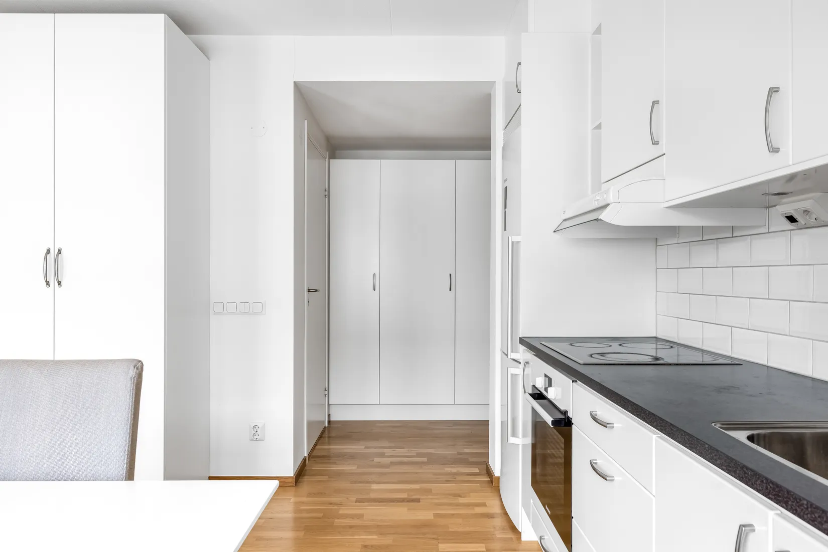 Bostadsrätt, Askängsbacken 48, vån 4/4, Bromma - Mariehäll, Stockholm