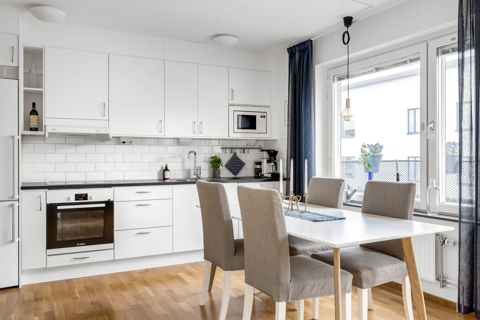 Bostadsrätt, Askängsbacken 48, vån 4/4, Bromma - Mariehäll, Stockholm