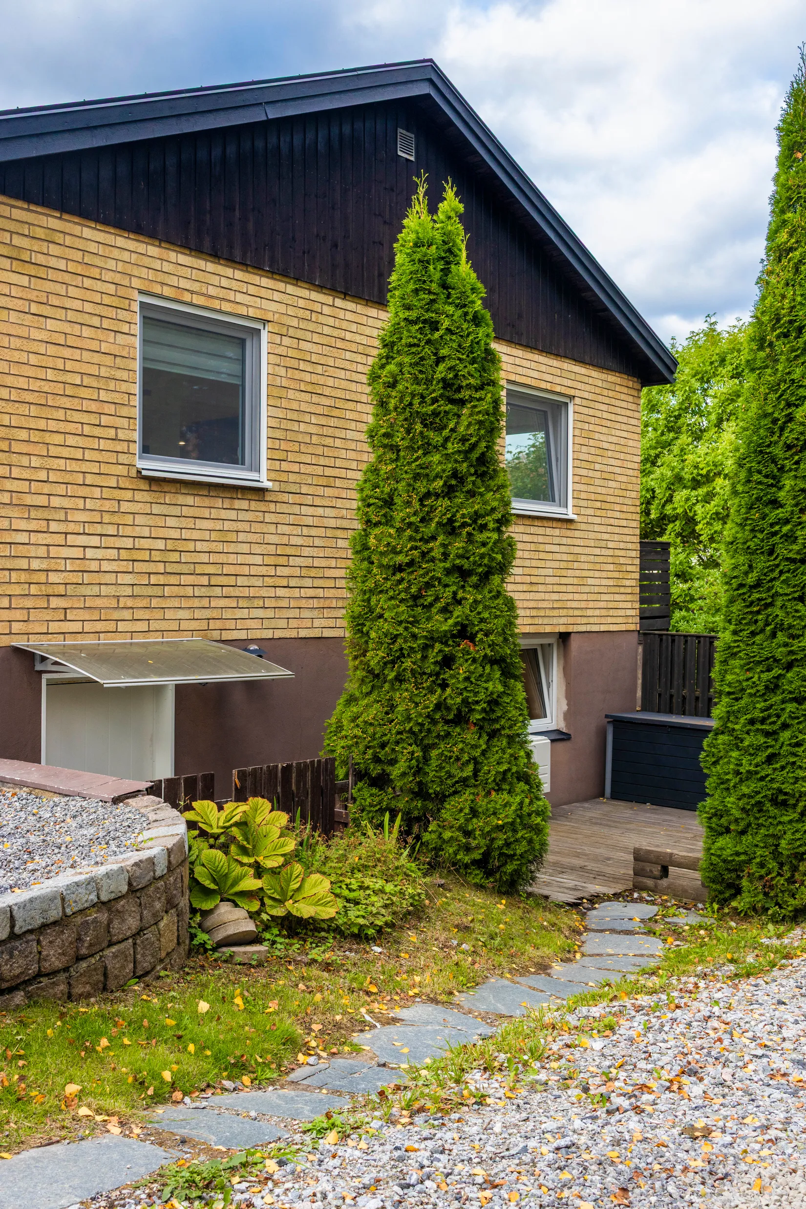 Villa, Rosenlundsvägen 15, Södertälje