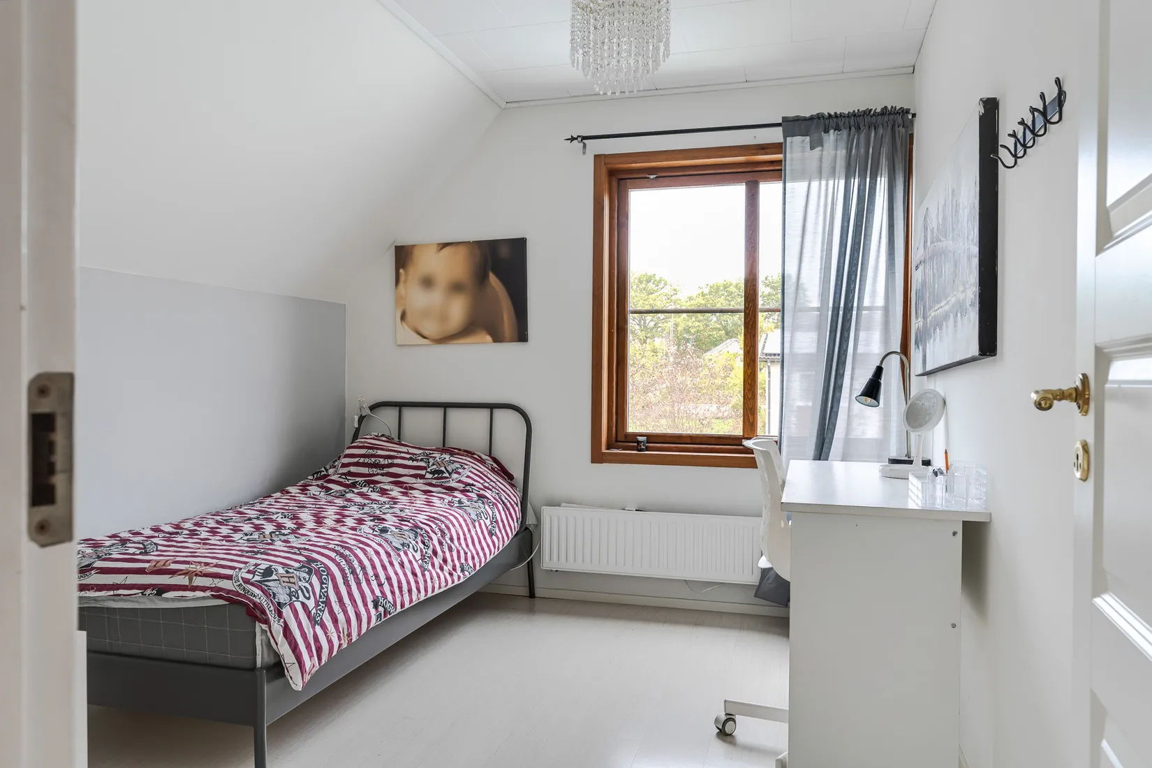 Villa, Bjurtorpsvägen 10, Flen