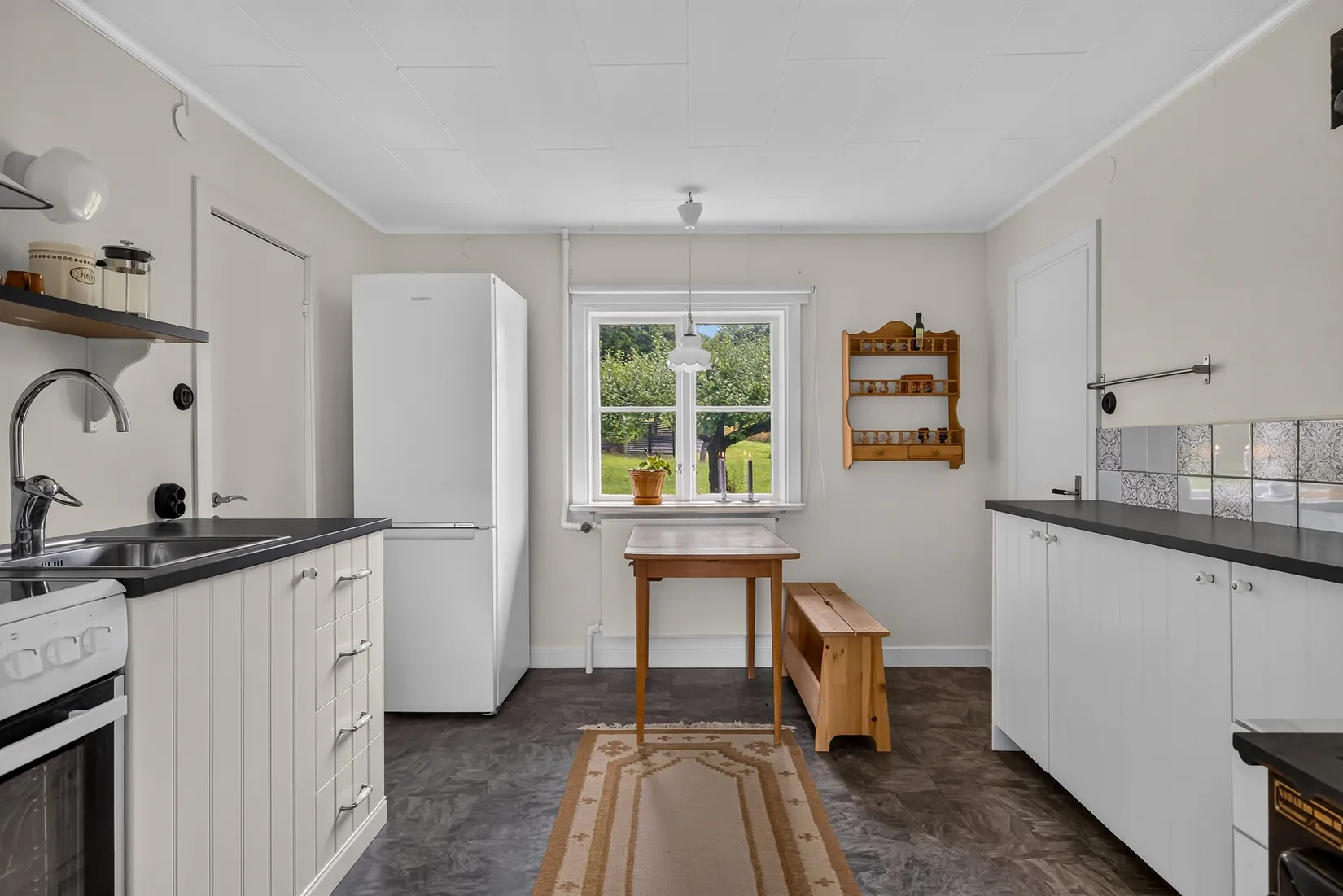 Villa, Skölv 301, Skölv strax utanför Glanshammar, Örebro