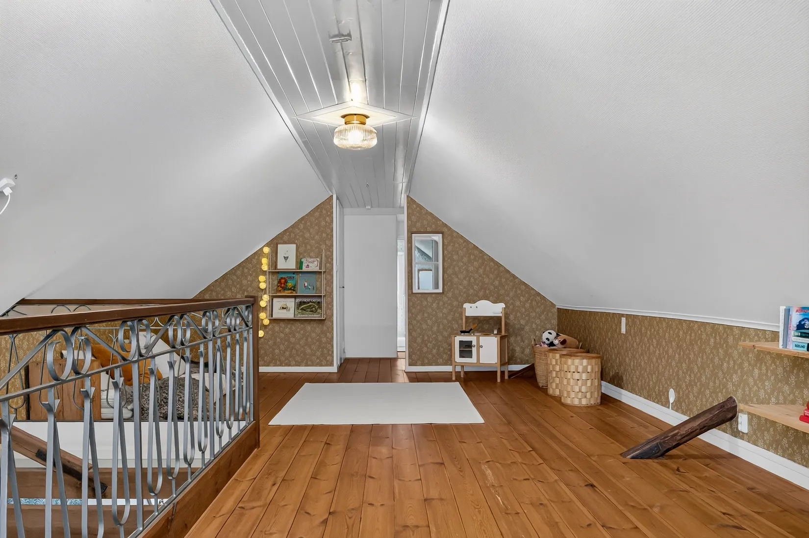 Villa, Skölv 301, Skölv strax utanför Glanshammar, Örebro
