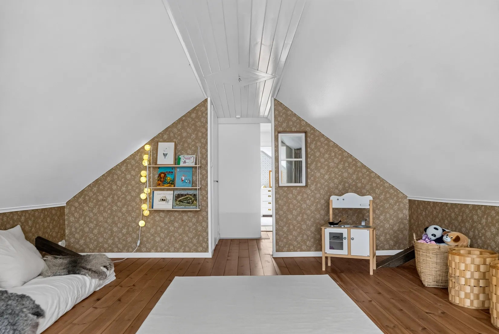 Villa, Skölv 301, Skölv strax utanför Glanshammar, Örebro