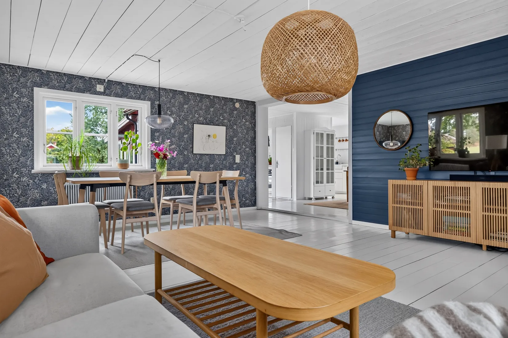 Villa, Skölv 301, Skölv strax utanför Glanshammar, Örebro