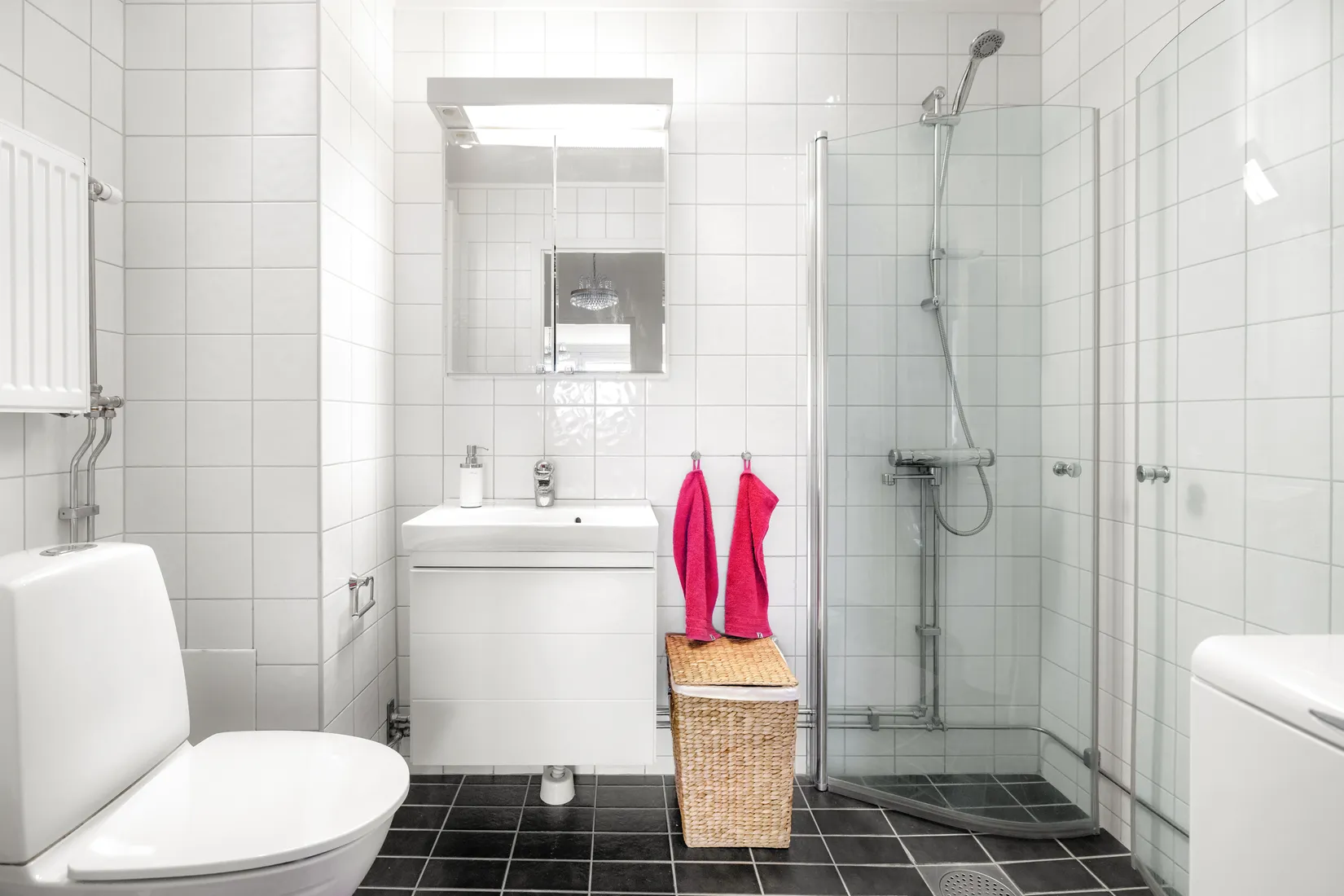 Bostadsrätt, Västra Banvägen 18, Centralt Åkersberga, Österåker
