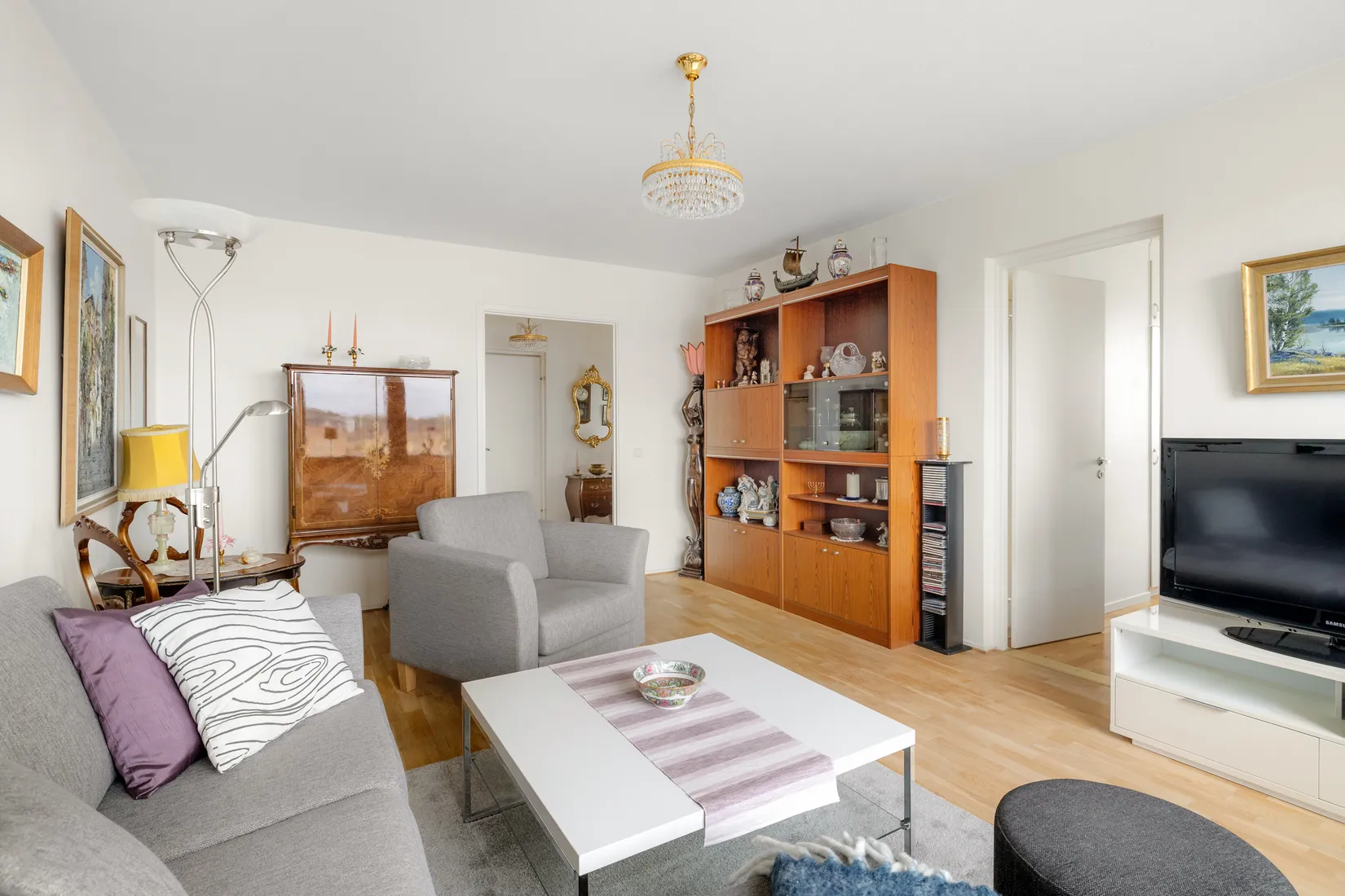 Bostadsrätt, Västra Banvägen 18, Centralt Åkersberga, Österåker
