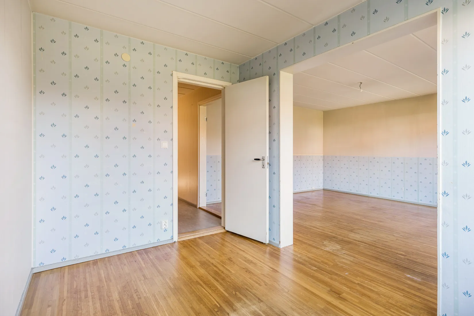 Radhus, Varpholmsgränd 20, Skärholmen, Stockholm