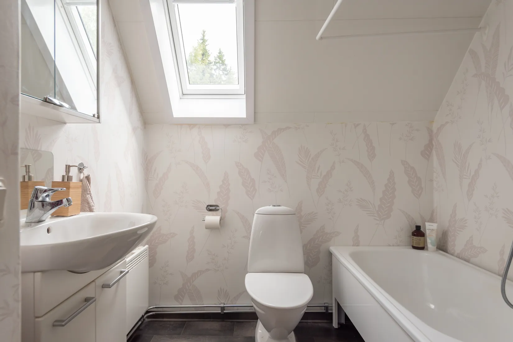 Bostadsrätt, Gladarbergsvägen 71, Hovsta, Örebro