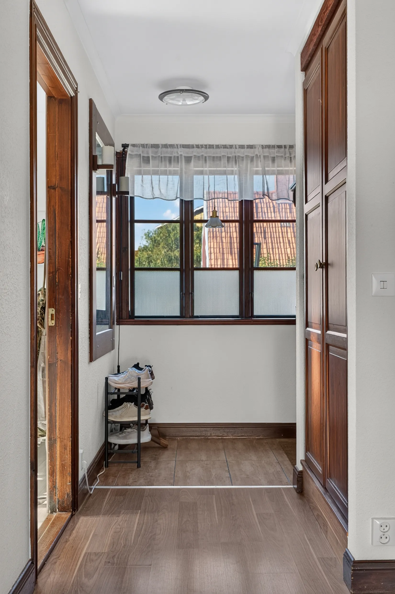 Villa, Holmgatan 11, Centrum, Tibro