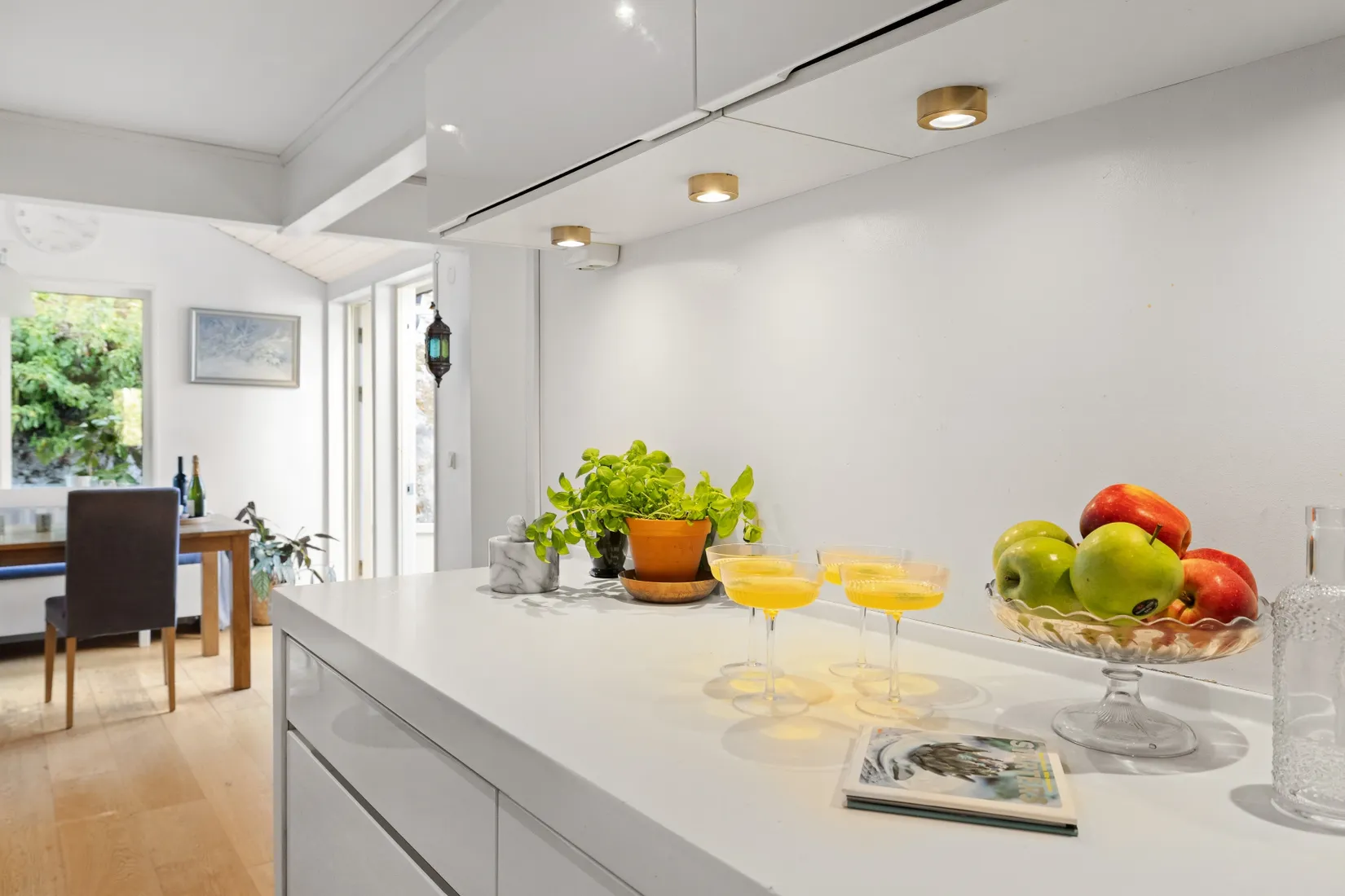 Villa, Östra Banvägen 1D, Österskär, Österåker