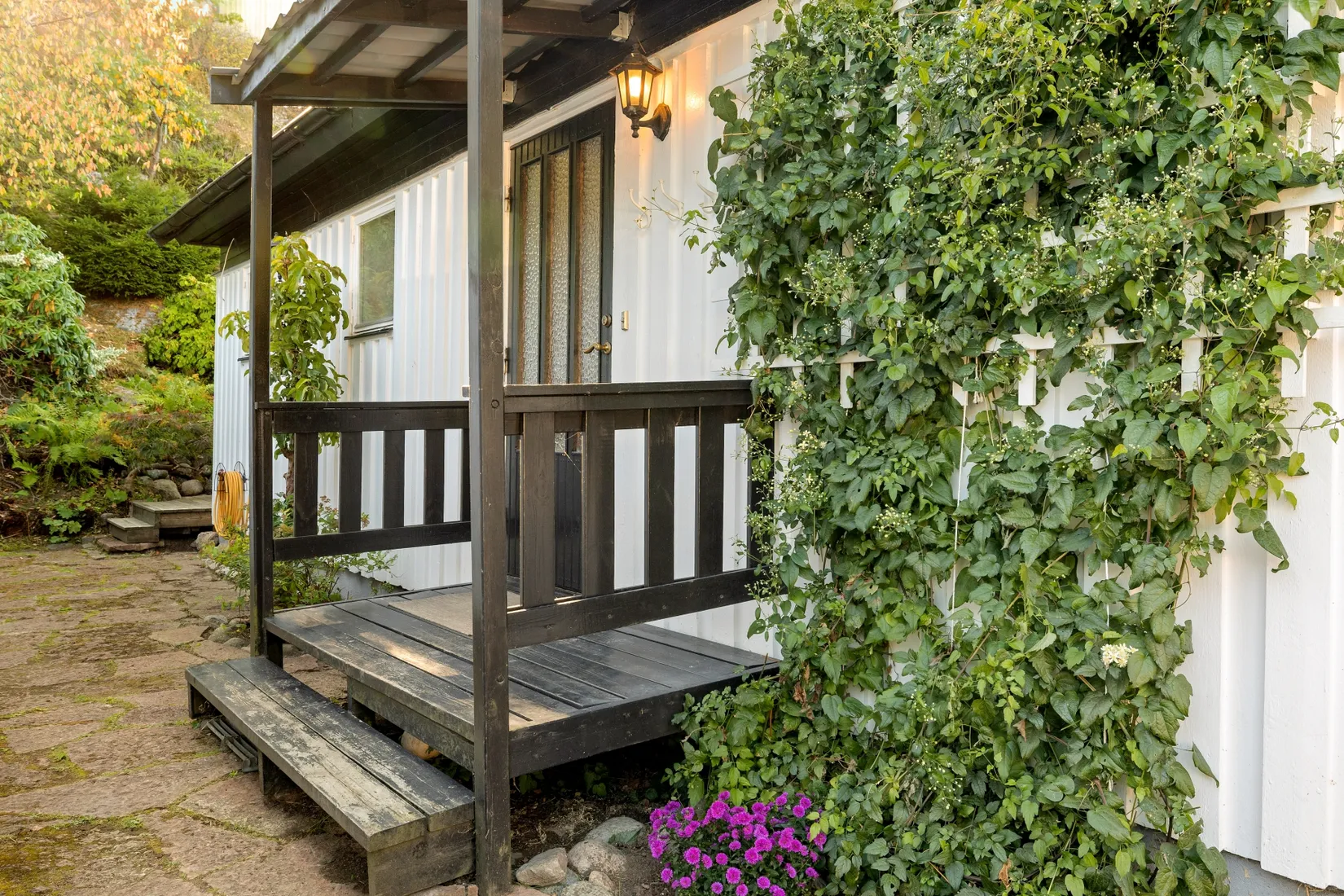 Villa, Östra Banvägen 1D, Österskär, Österåker