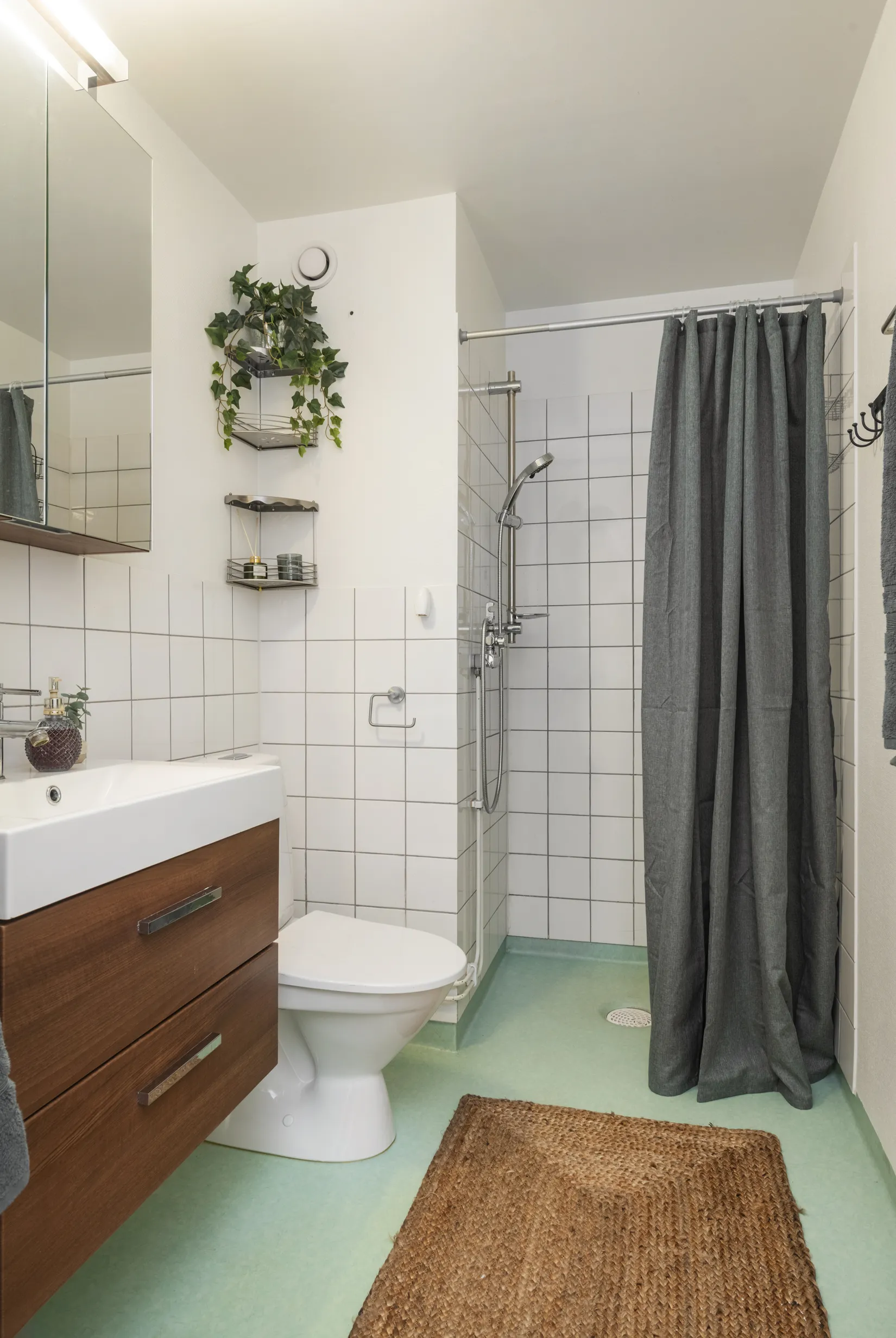 Bostadsrätt, Kabeluddsvägen 16, Gribbylund, Täby