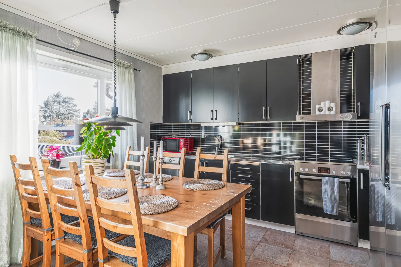 Radhus, Logevägen 9, Klockarberget, Sundsvall