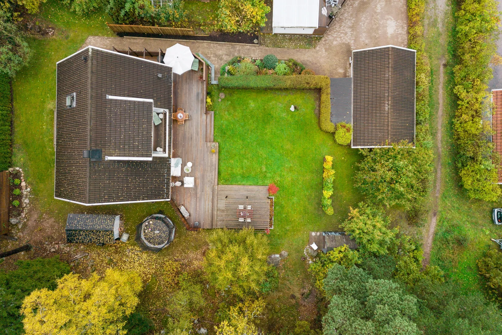 Villa, Biskop Nils väg 40, Stäket, Järfälla