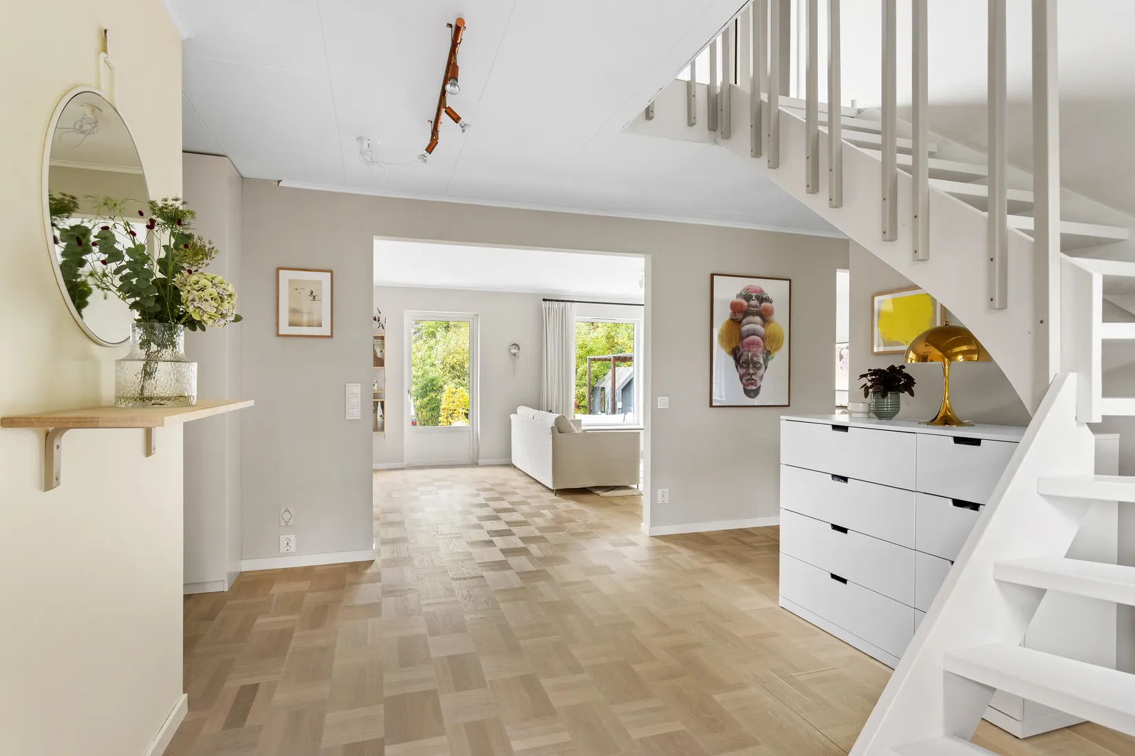 Villa, Biskop Nils väg 40, Stäket, Järfälla
