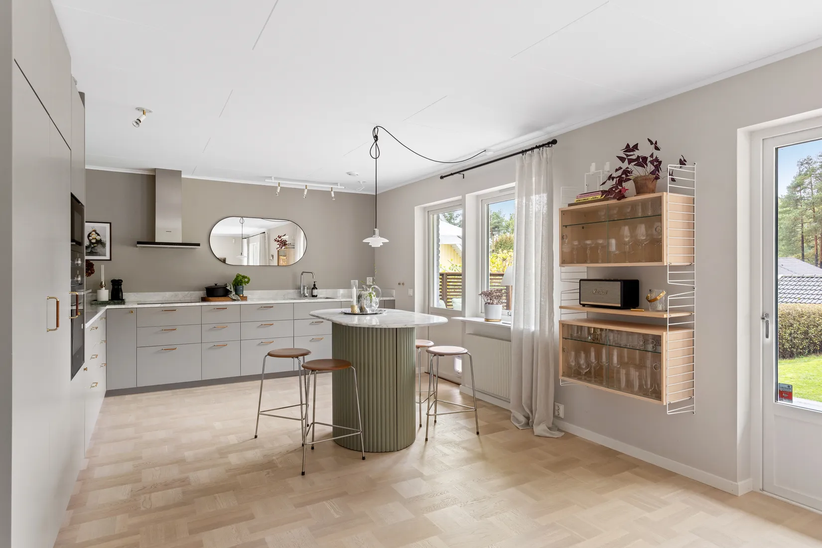Villa, Biskop Nils väg 40, Stäket, Järfälla