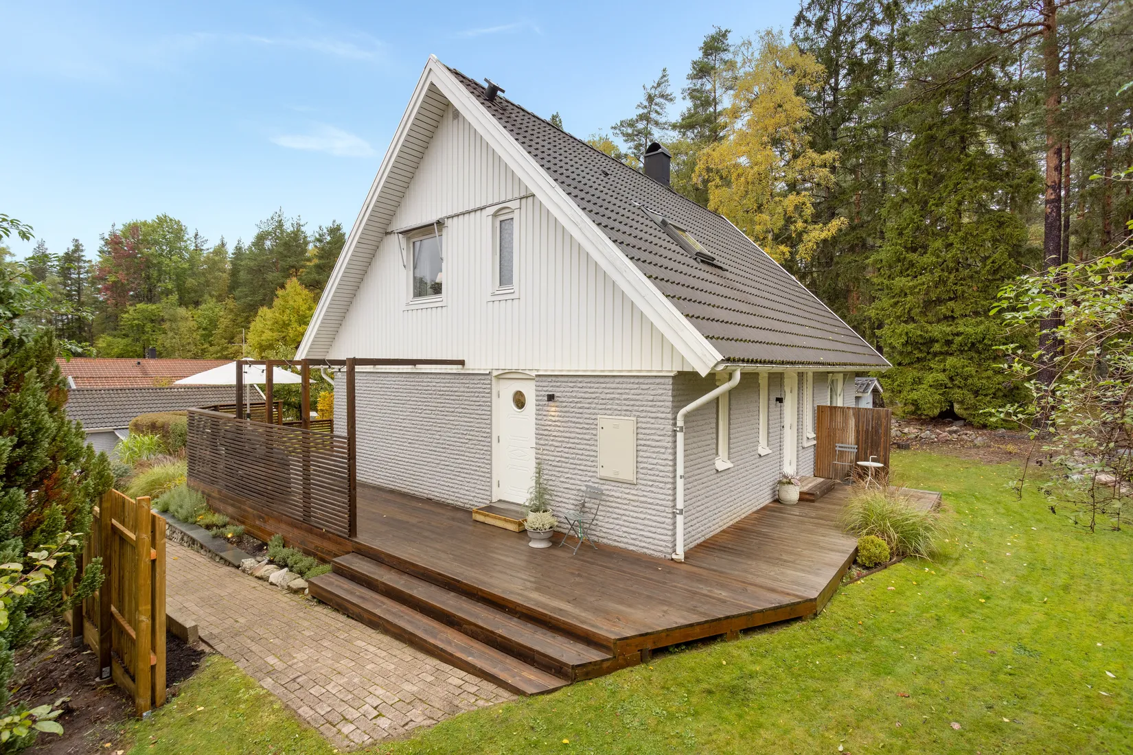 Villa, Biskop Nils väg 40, Stäket, Järfälla