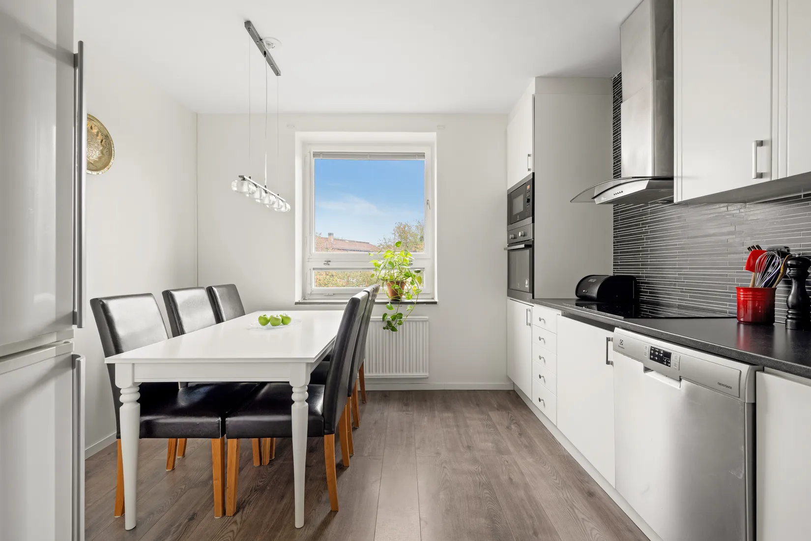 Bostadsrätt, Härjedalsgatan 3, Vällingby Centrum, Stockholm