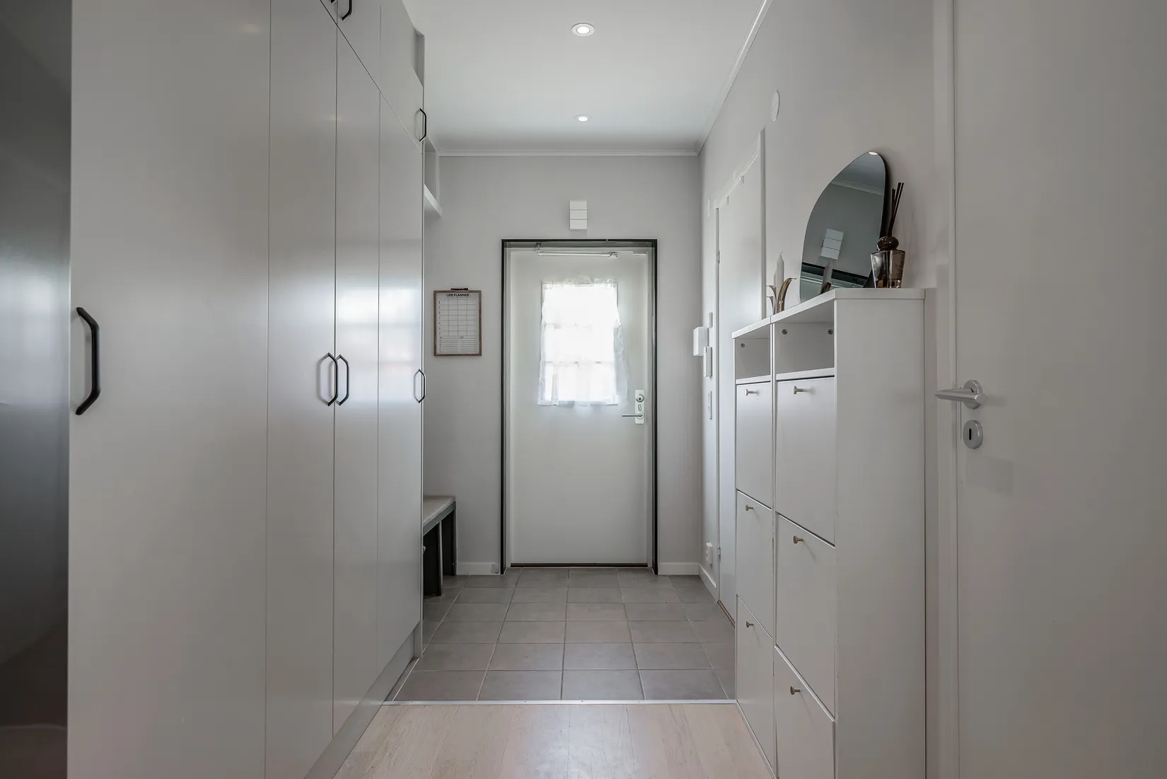 Radhus, Strömgårdsvägen 34, Lindholmen, Vallentuna