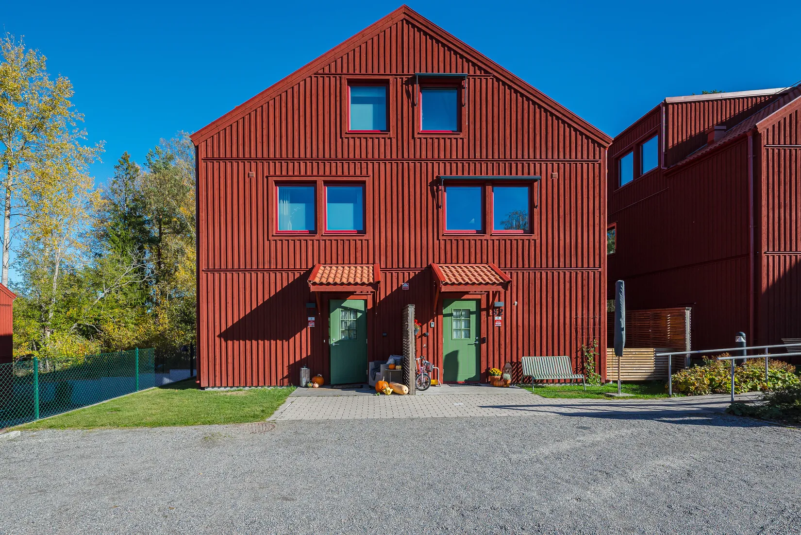 Radhus, Strömgårdsvägen 34, Lindholmen, Vallentuna