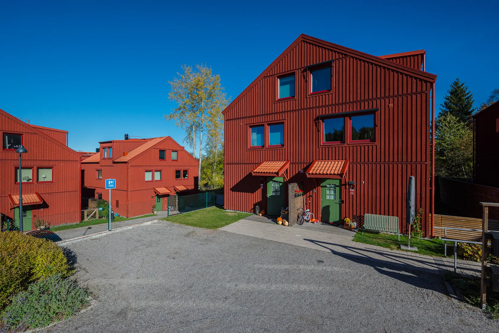 Radhus, Strömgårdsvägen 34, Lindholmen, Vallentuna