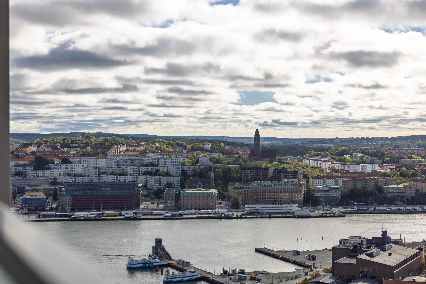 Bostadsrätt, Lodjursstråket 1 (Karlatornet vån 29 västerläge), Lindholmen, Göteborg