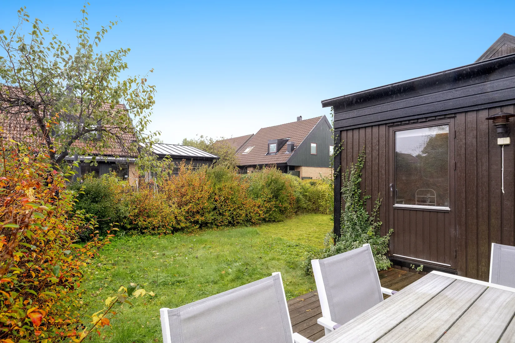 Radhus, Gyllenstiernas väg 18, Näsbypark, Täby