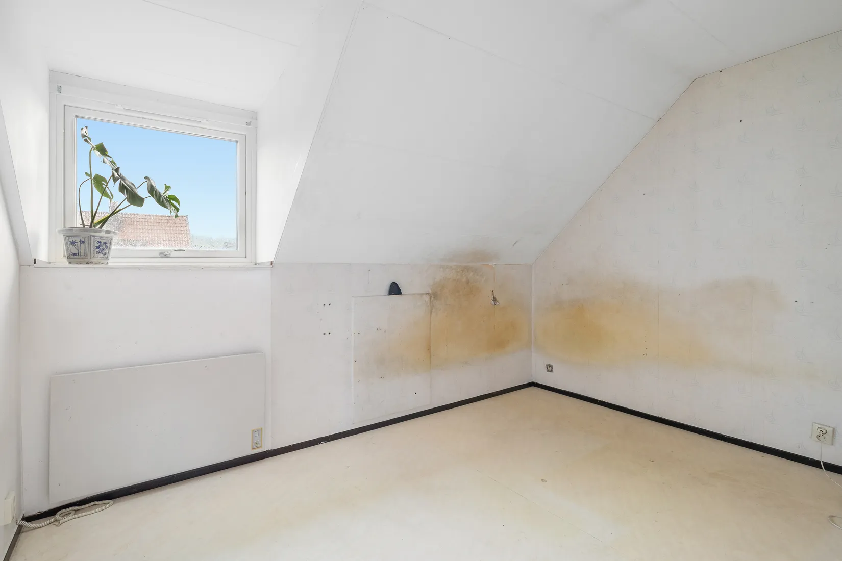 Radhus, Gyllenstiernas väg 18, Näsbypark, Täby