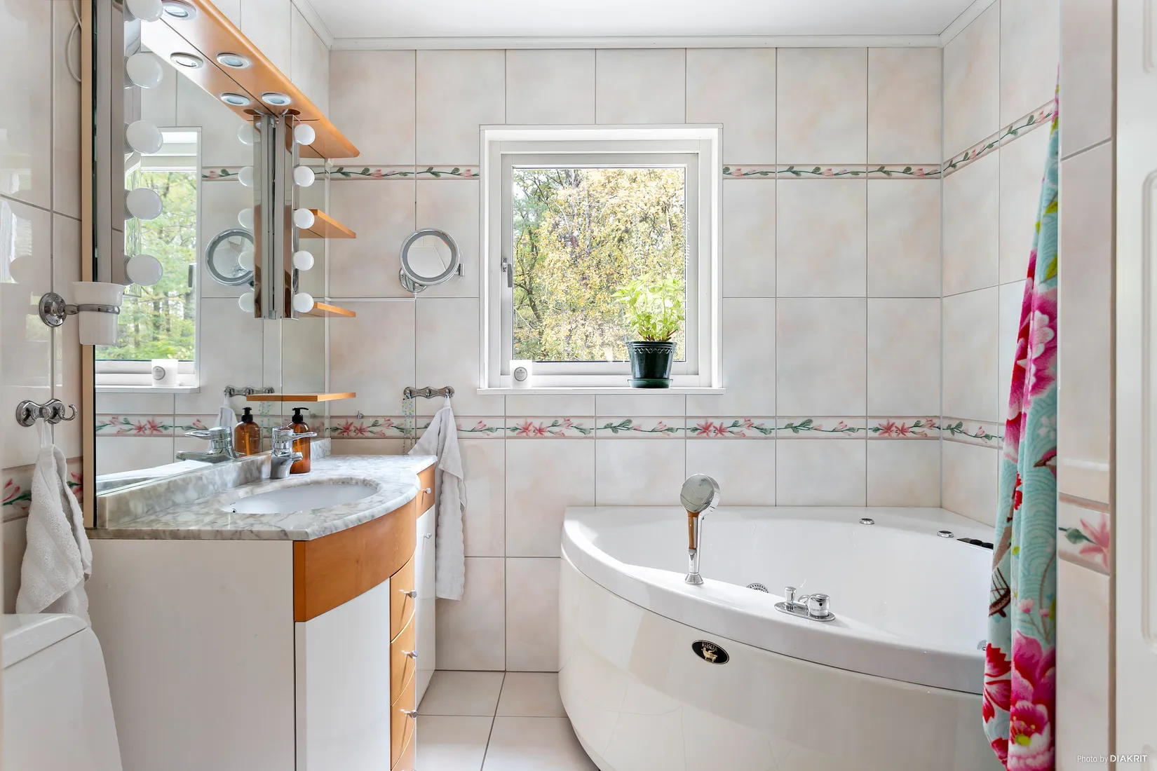 Villa, Södra Nääsgränsvägen 20, Floda-Hyltorna, Lerum