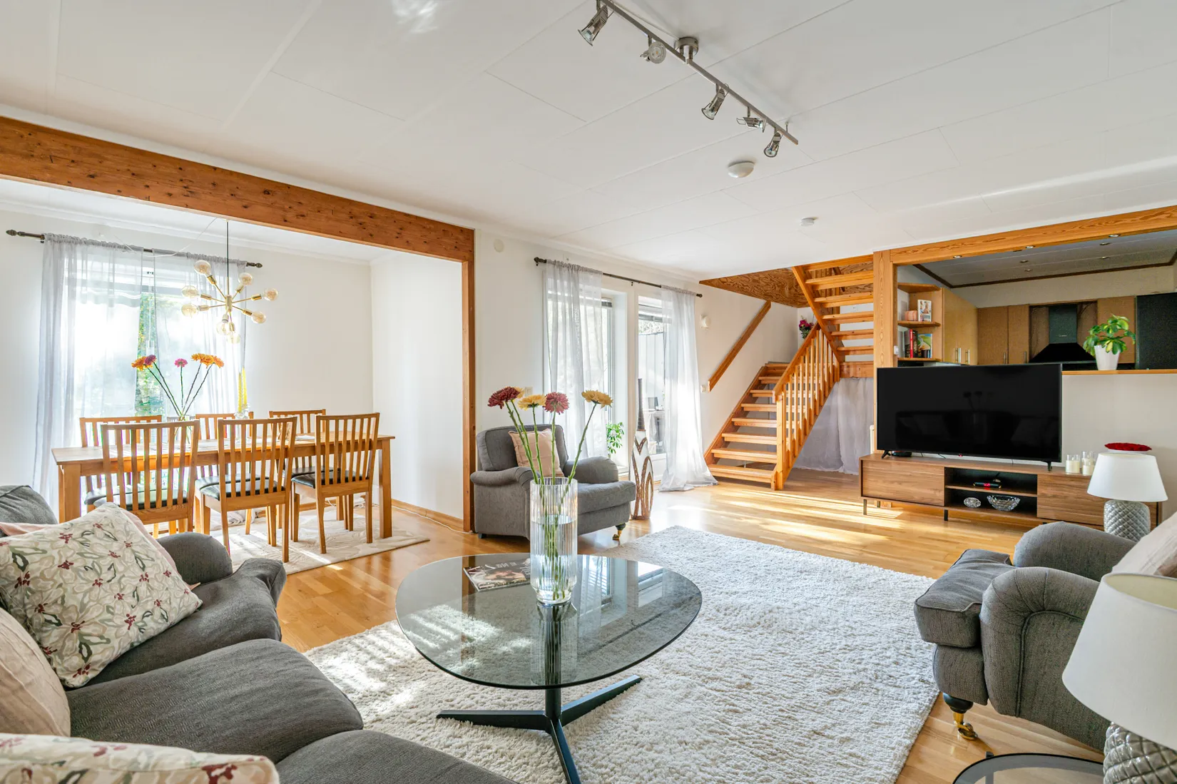 Radhus, Svartskogsvägen 8A, Svartbäcken, Haninge