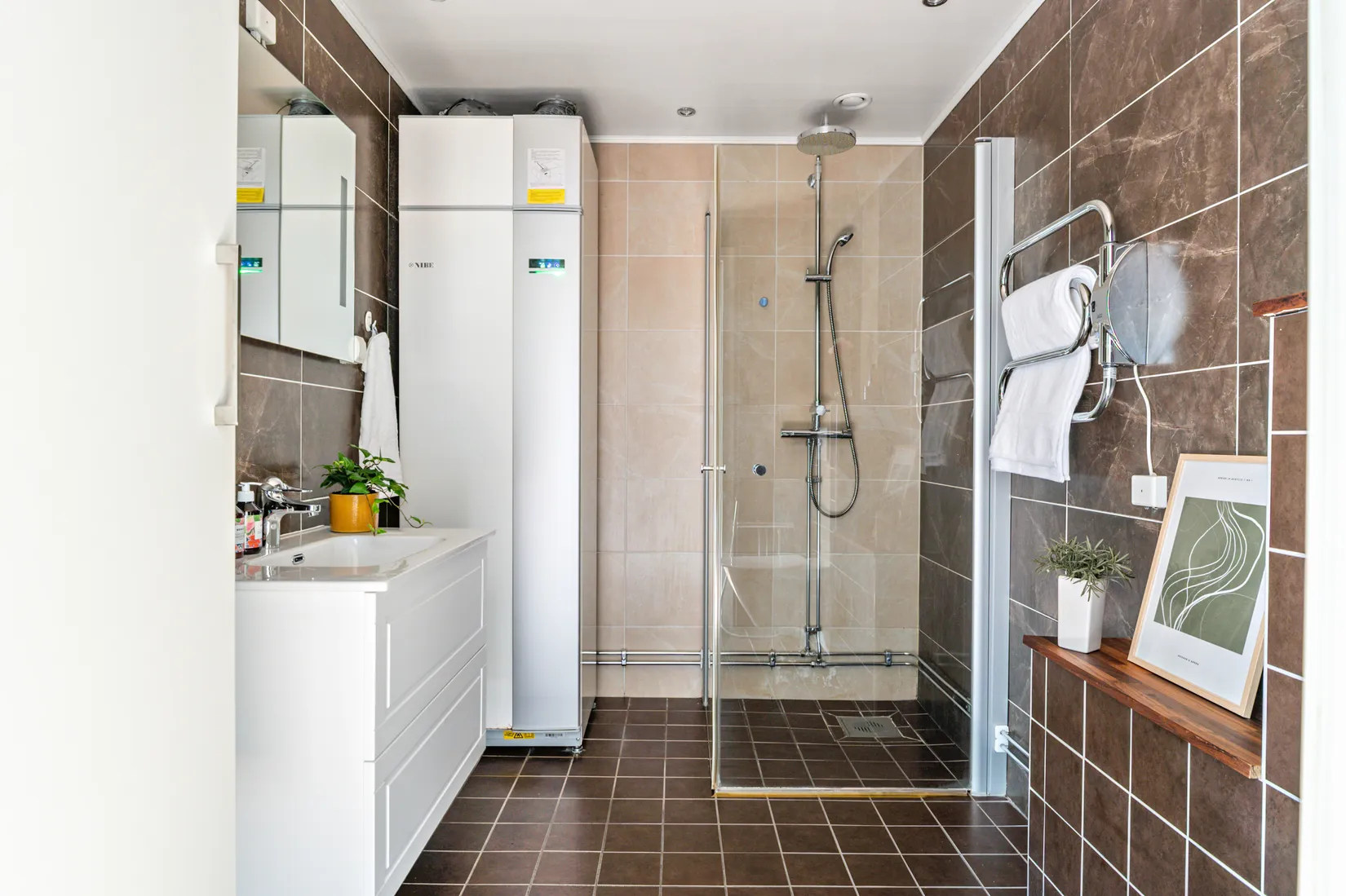 Radhus, Svartskogsvägen 8A, Svartbäcken, Haninge