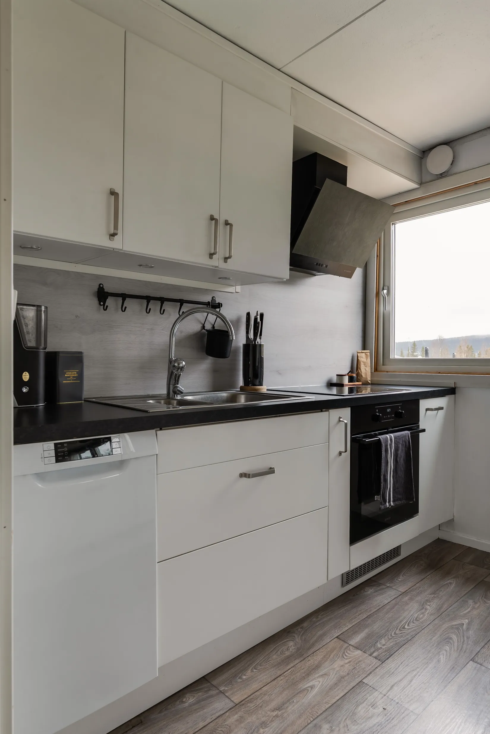 Radhus, Fjällbyn 358, Åkersjön, Krokom