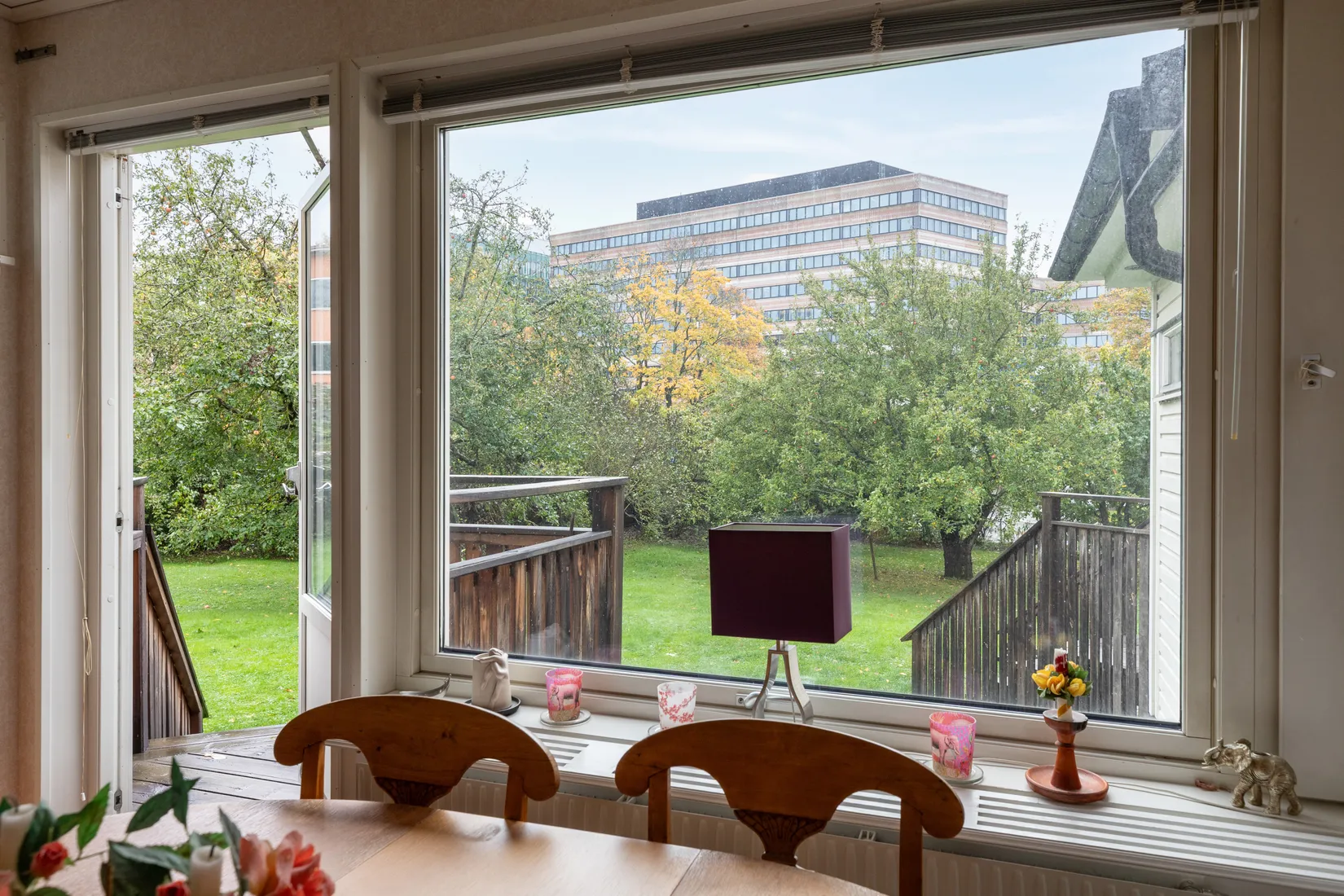 Radhus, Karolinska vägen 5, Karolinska, Solna