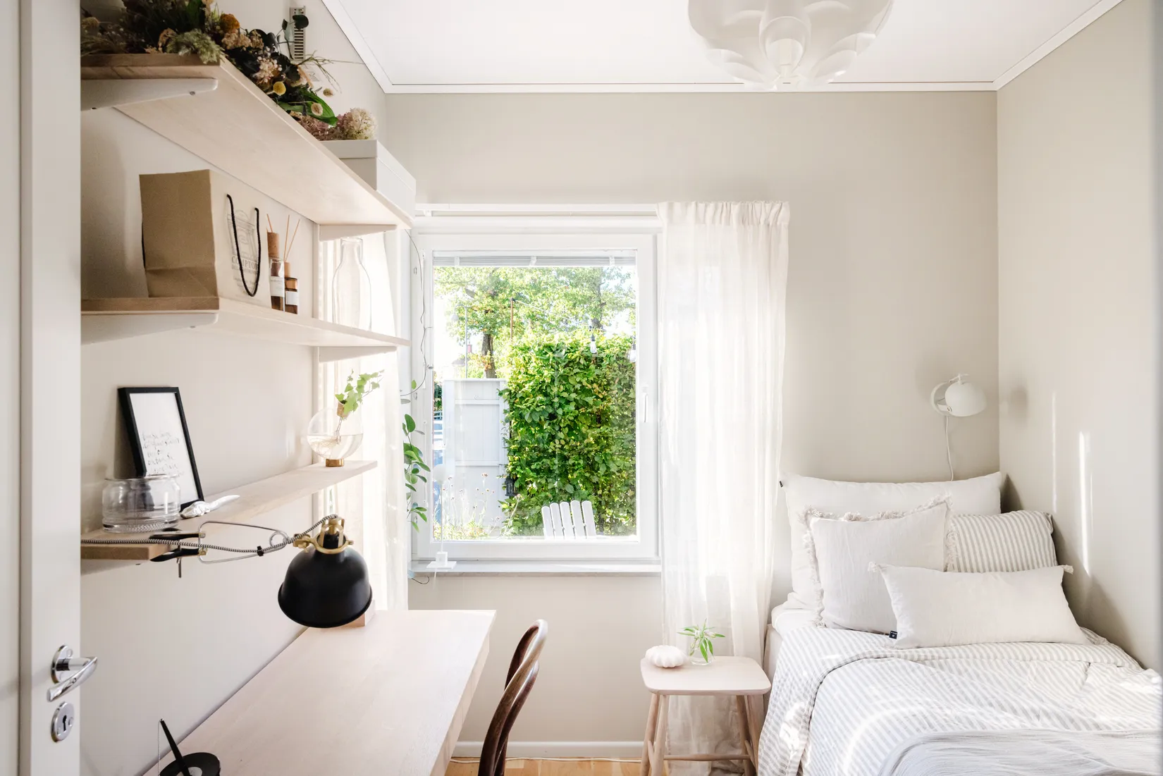 Radhus, Barlows väg 14, Gustavsberg - Farsta Slottsvik, Värmdö