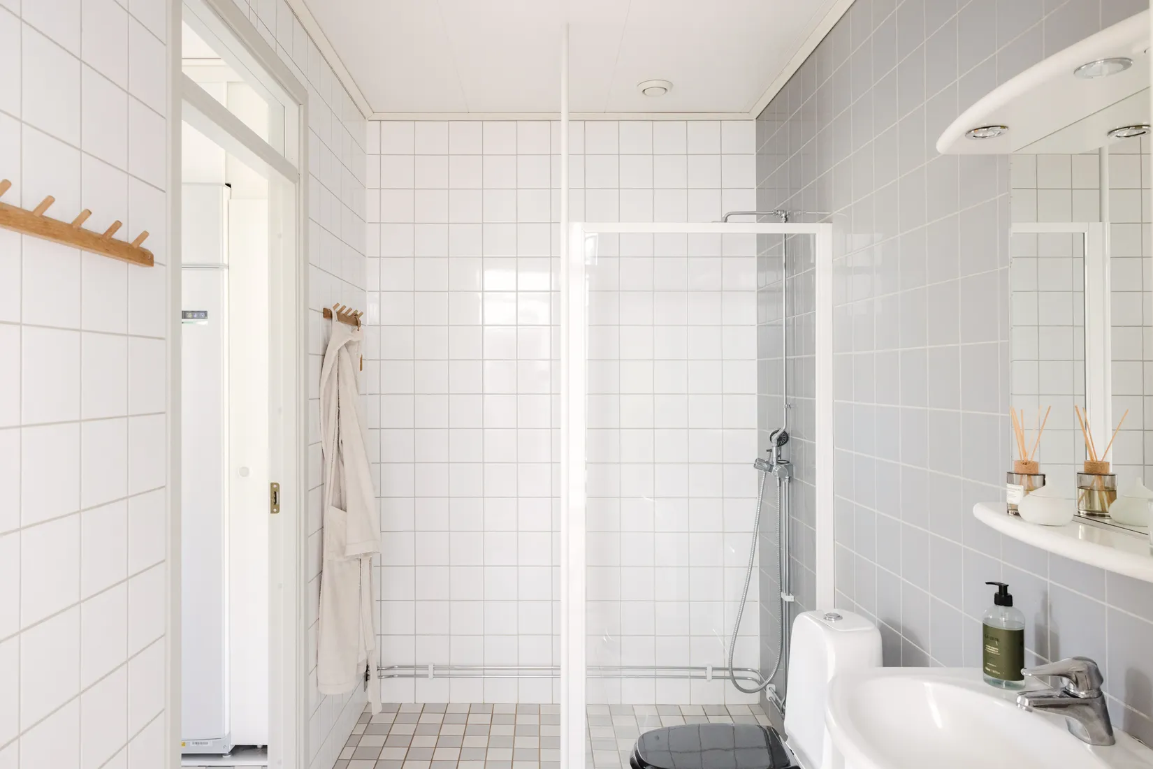 Radhus, Barlows väg 14, Gustavsberg - Farsta Slottsvik, Värmdö
